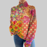 Катажина – Елегантен дамски пуловер с флорален десен на точки